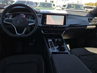 2026 Volkswagen Atlas Cross Sport 2.0T SE w/Technology