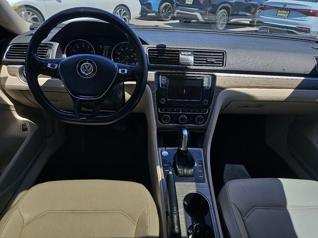 2018 Volkswagen Passat 2.0T SE