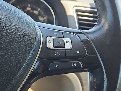 2018 Volkswagen Passat 2.0T SE