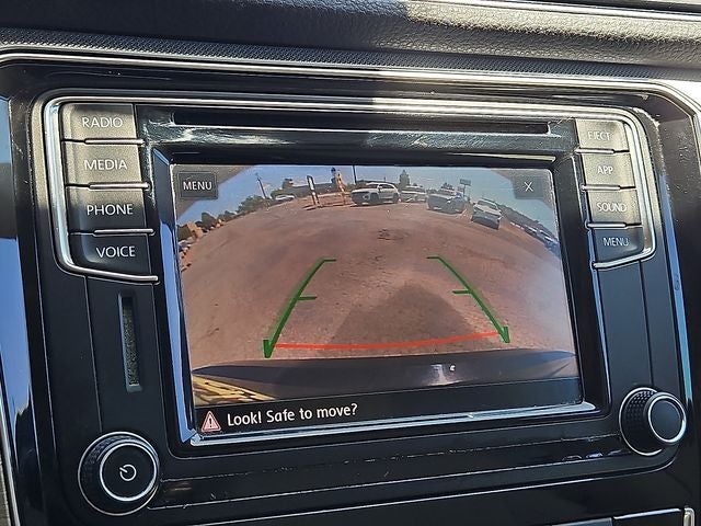 2018 Volkswagen Passat 2.0T SE