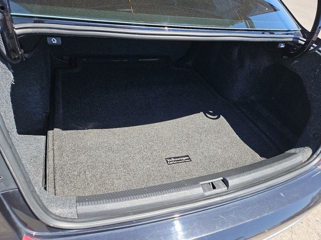 2018 Volkswagen Passat 2.0T SE