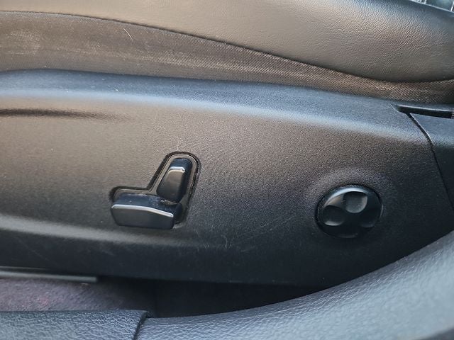 2017 Chrysler 300 S