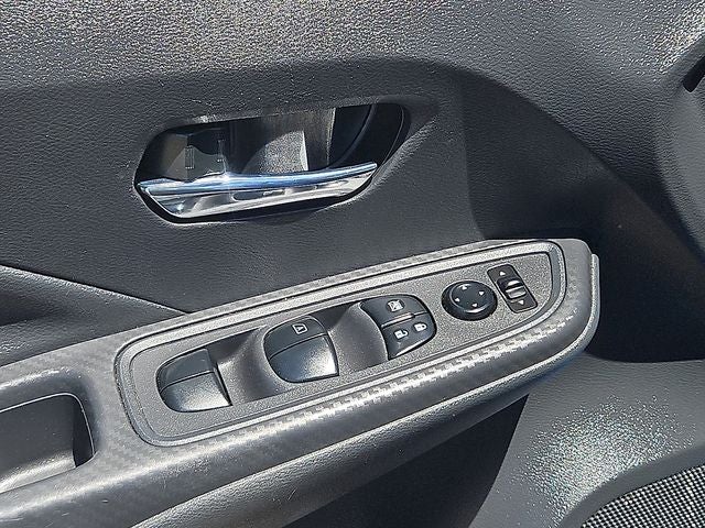 2024 Nissan Versa 1.6 SV
