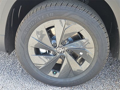 2025 Volkswagen Taos 1.5T S