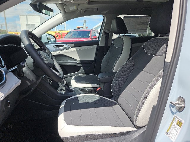 2027 Volkswagen Taos 1.5T SE