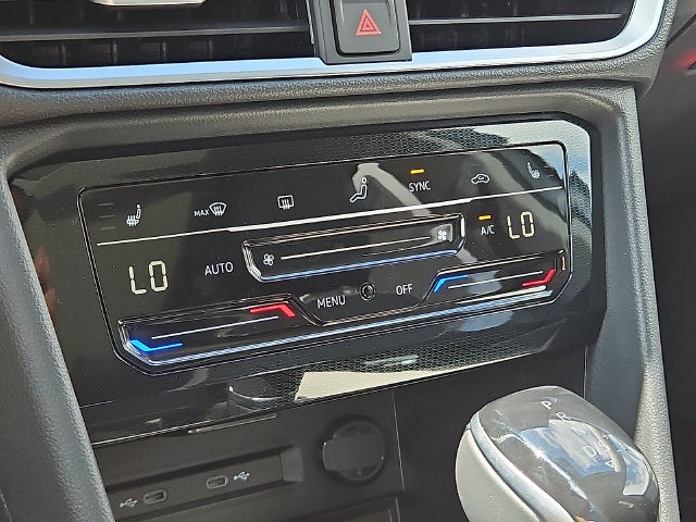 2027 Volkswagen Taos 1.5T SE
