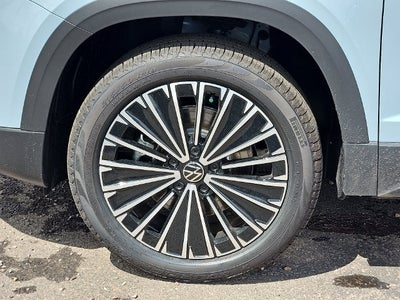 2027 Volkswagen Taos 1.5T SE