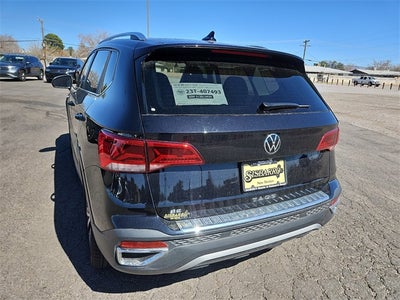 2023 Volkswagen Taos 1.5T SE