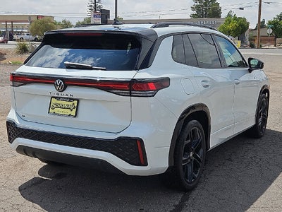 2026 Volkswagen Tiguan SE R-Line Black
