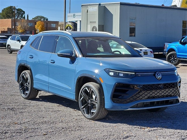 2026 Volkswagen Tiguan 2.0T SEL R-Line