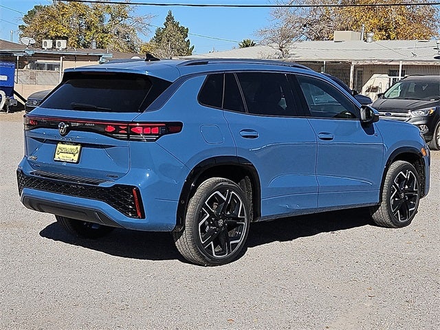 2026 Volkswagen Tiguan 2.0T SEL R-Line