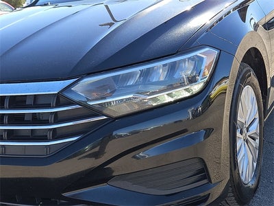 2019 Volkswagen Jetta Base