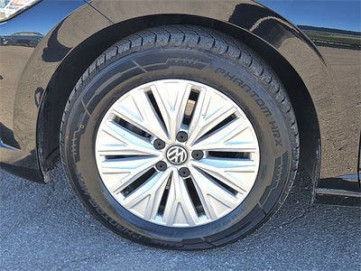 2019 Volkswagen Jetta Base