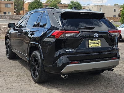2022 Toyota RAV4 Hybrid SE