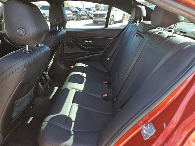 2018 BMW 3 Series 320i