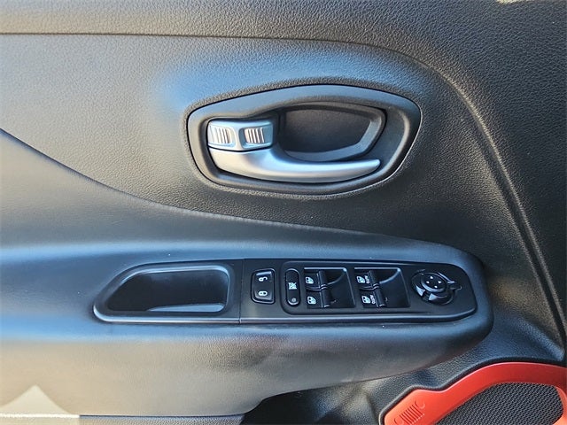 2017 Jeep Renegade Trailhawk