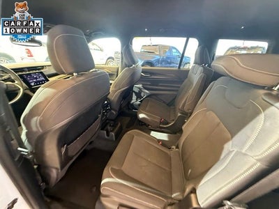 2024 Jeep Grand Cherokee L Laredo 4x4