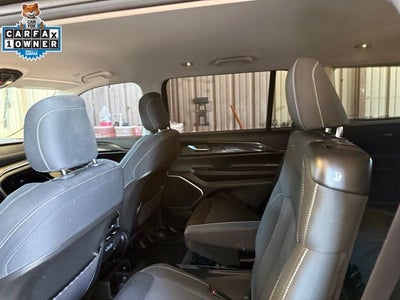 2022 Jeep Grand Cherokee L Laredo 4x4