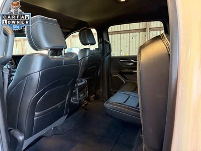 2024 RAM 1500 Laramie Crew Cab 4x2 5'7' Box