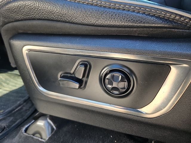 2019 RAM 1500 Limited Crew Cab 4x4 5'7' Box