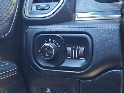 2019 RAM 1500 Limited Crew Cab 4x4 5'7' Box