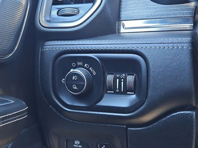 2019 RAM 1500 Limited Crew Cab 4x4 5'7' Box