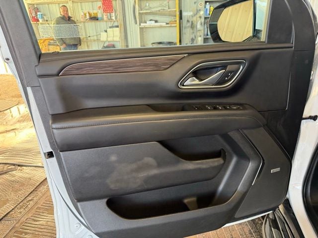 2022 Chevrolet Suburban 2WD LT