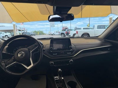 2021 Nissan Altima SR FWD