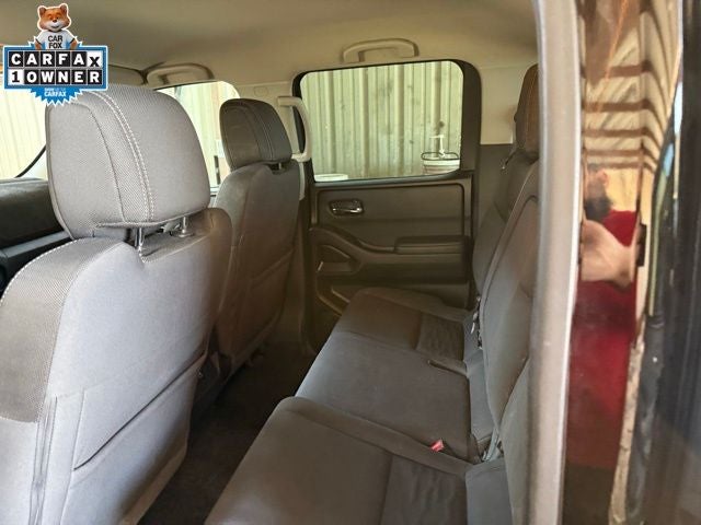 2022 Nissan Frontier Crew Cab SV 4x2