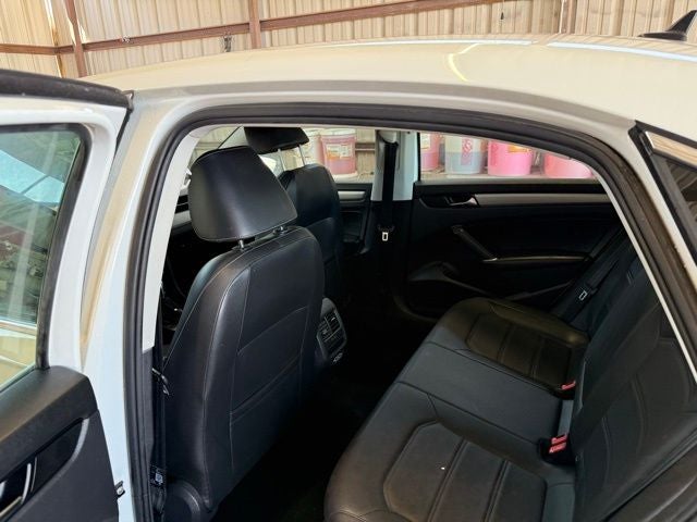 2021 Volkswagen Passat 2.0T SE