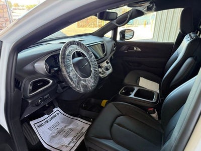 2025 Chrysler Pacifica PACIFICA SELECT