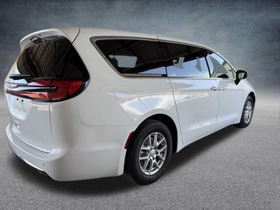 2025 Chrysler Pacifica PACIFICA SELECT