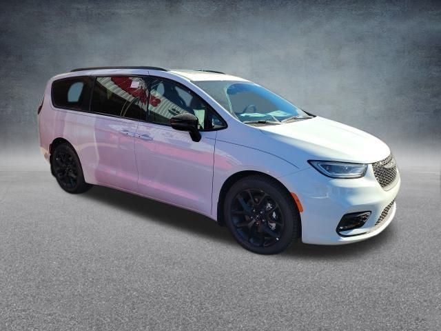 2025 Chrysler Pacifica PACIFICA LIMITED