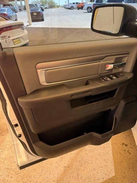 2023 RAM 1500 Classic SLT Crew Cab 4x4 5'7' Box