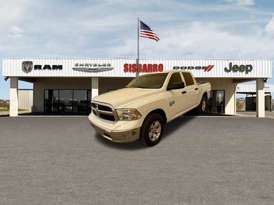 2023 RAM 1500 Classic SLT Crew Cab 4x4 5'7' Box