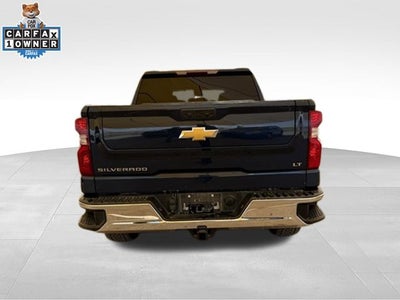 2022 Chevrolet Silverado 1500 2WD Crew Cab Short Bed LT