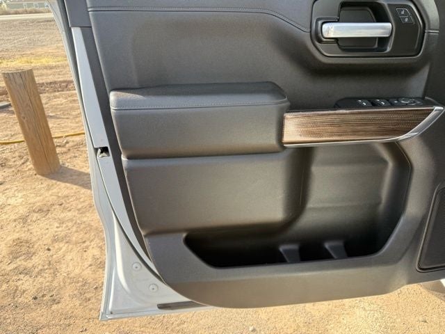 2020 Chevrolet Silverado 1500 4WD Crew Cab Short Bed LT