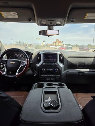 2021 Chevrolet Silverado 1500 4WD Crew Cab Short Bed LT