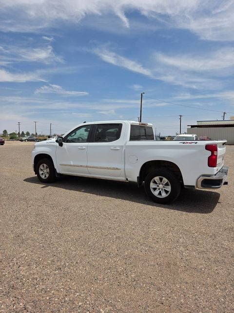 2021 Chevrolet Silverado 1500 4WD Crew Cab Short Bed LT