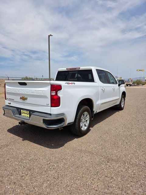 2021 Chevrolet Silverado 1500 4WD Crew Cab Short Bed LT
