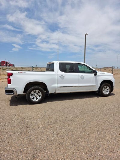 2021 Chevrolet Silverado 1500 4WD Crew Cab Short Bed LT