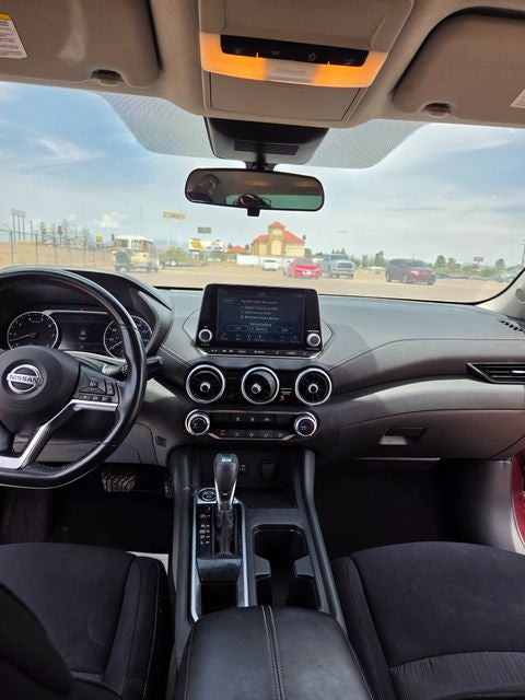 2022 Nissan Sentra SV Xtronic CVT