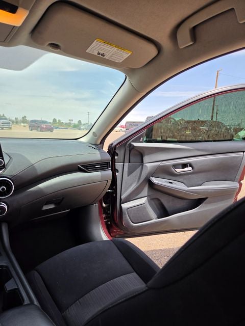 2022 Nissan Sentra SV Xtronic CVT