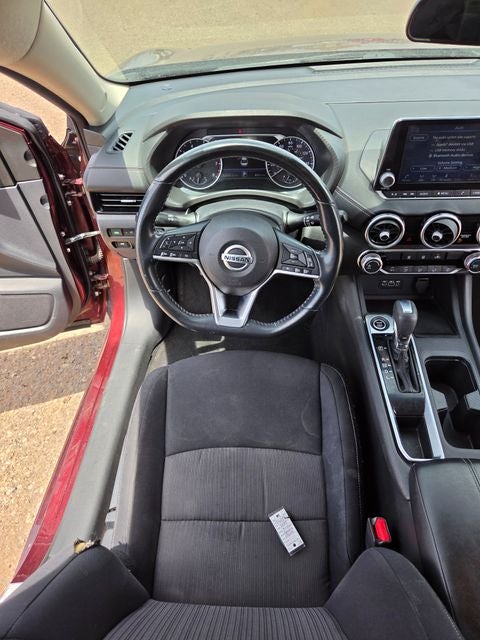 2022 Nissan Sentra SV Xtronic CVT