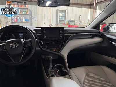 2023 Toyota Camry SE Hybrid