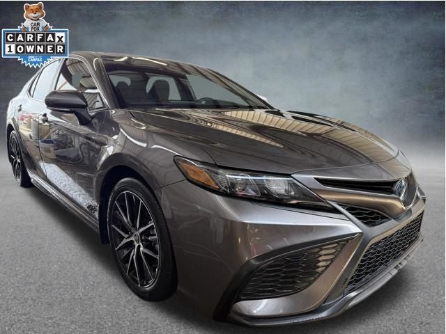 2023 Toyota Camry SE Hybrid