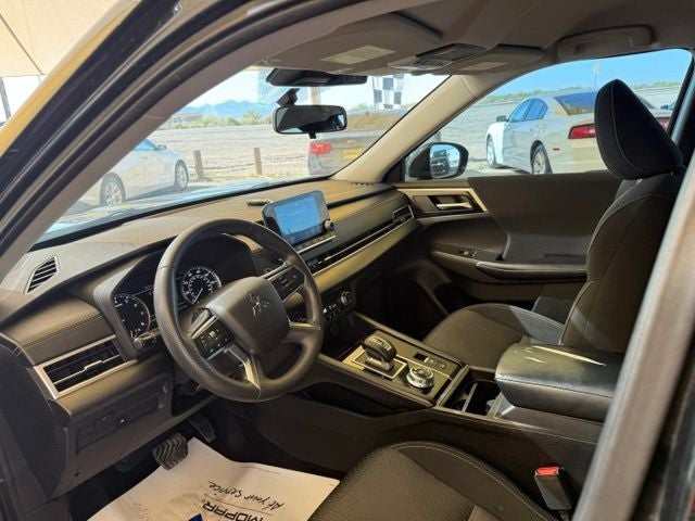 2022 Mitsubishi Outlander ES 2.5 2WD
