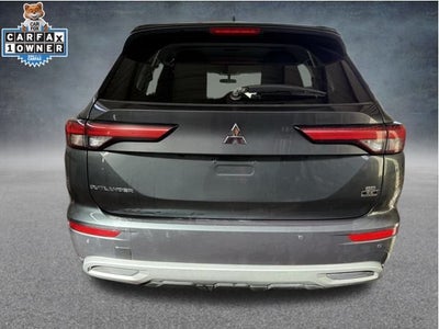 2024 Mitsubishi Outlander SE Black Edition w/Pano Roof S-AWC