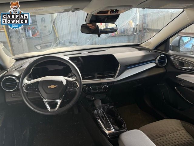 2025 Chevrolet Trax FWD LT