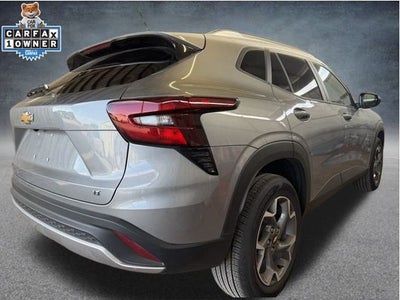 2025 Chevrolet Trax FWD LT